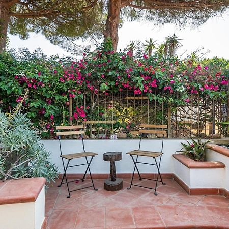 La Casa Davanti Al Mare กวาร์ตู ซานเตเลนา ภายนอก รูปภาพ